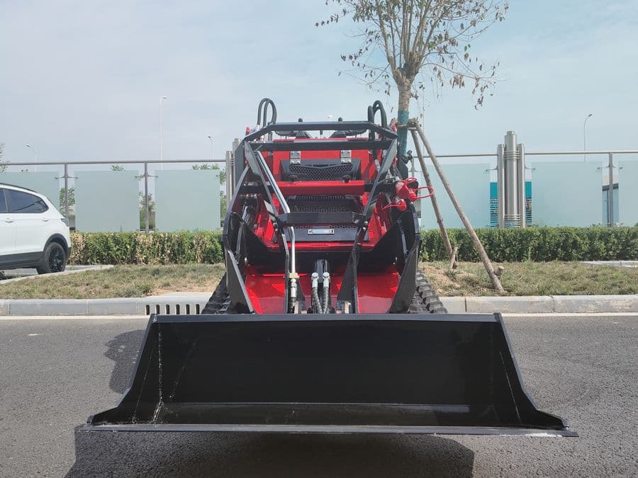 High-flow skid steer, ergonomic loader cab, advanced skid steer technology, powerful compact loader